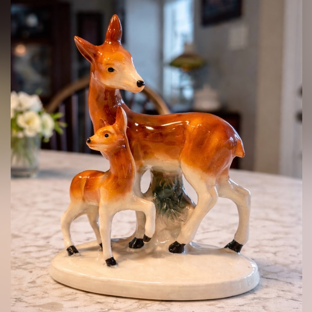 Vintage 1940-50’s, Hand Painted Japan Deer & Fawn Figurine – MCM Ceramic. G13